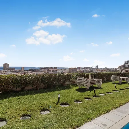 Apartmán Urban Elegance View Pool *