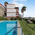 Urban Elegance View Pool