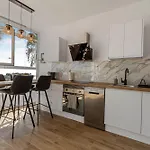 Urban Elegance View Pool 大加那利岛拉斯帕尔马斯