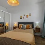 Urban Elegance View Pool 大加那利岛拉斯帕尔马斯